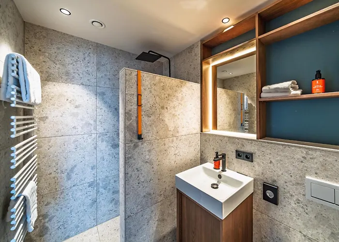 The Zipper Hotel und Apartments