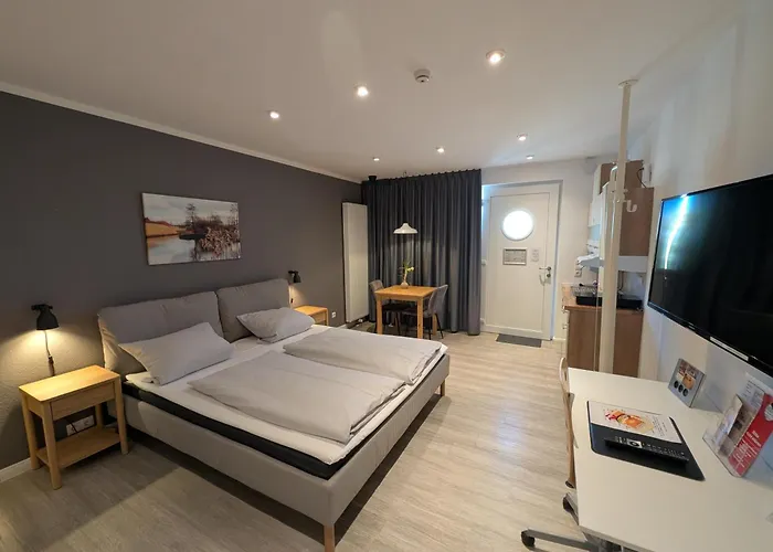 Schäfers Hotel, Self-Check-in, Cafe und Bäcker am Hotel