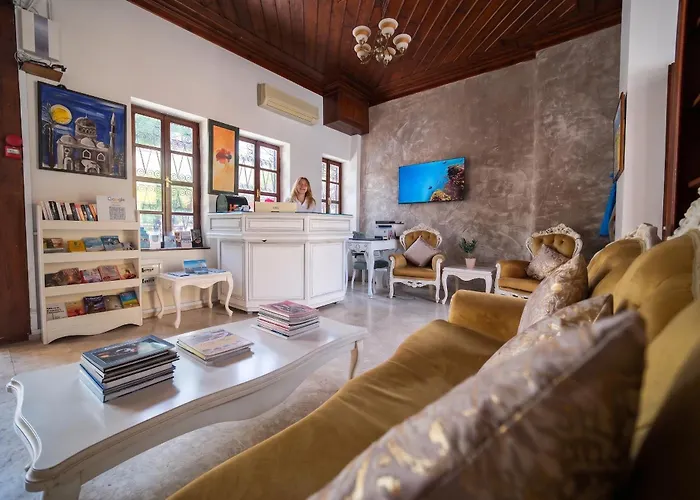 La Paloma Hotel