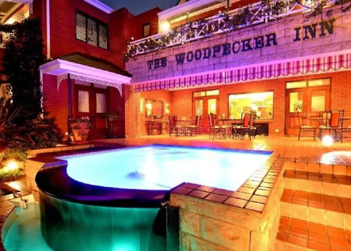Woodpecker Inn