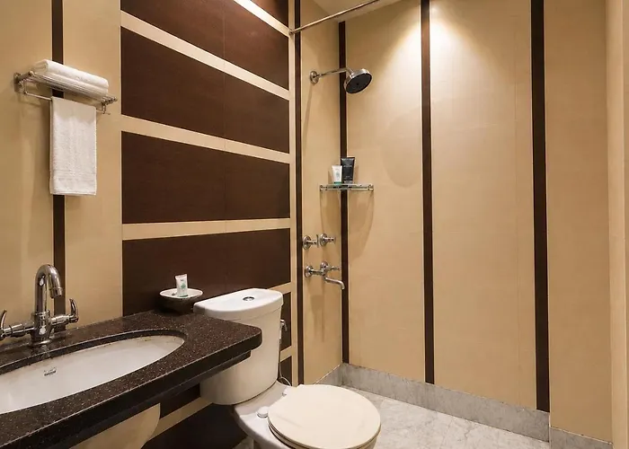 Smyle Inn - Best Budget Hotel near New Delhi Train Station