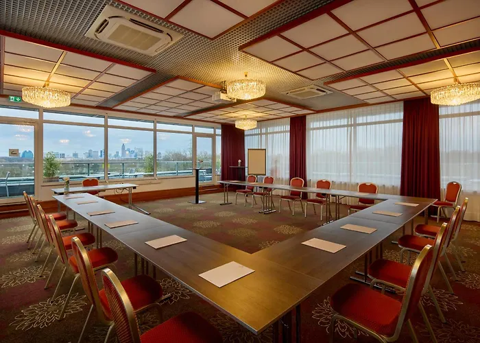 H4 Hotel Frankfurt Messe