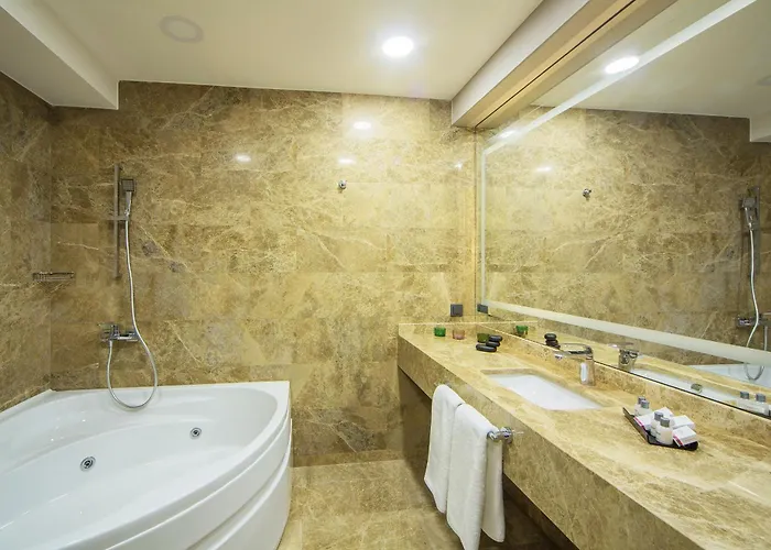 City Suites