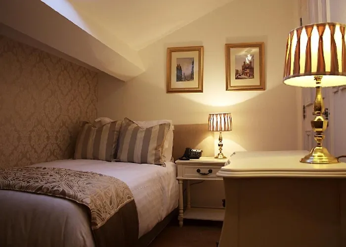 The Georgian Town House Hotel