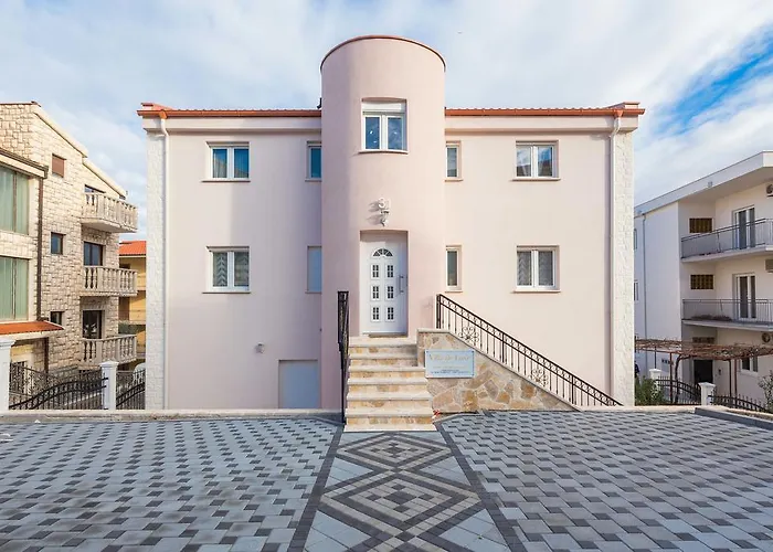 Villa De Luxe