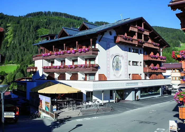 4-Sterne-Hotel: Familienhotel Post