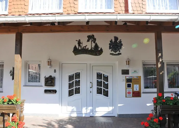 Land-Hotel Am Wald Garni