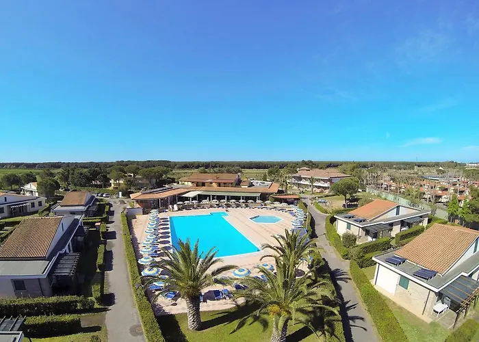 Villaggio Turistico La Cecinella