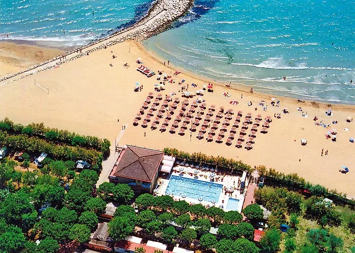 4-Sterne-Hotel: Village Camping Joker