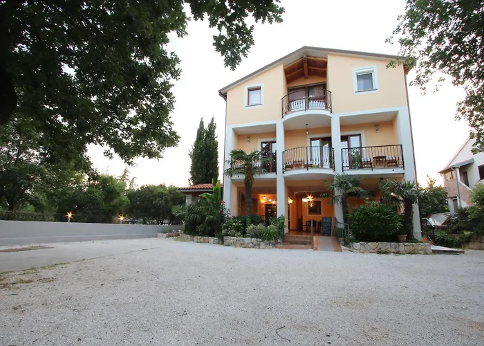 3-Sterne-Hotel: Rooms And Apartment Feral
