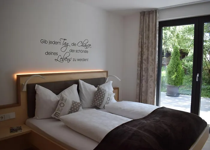 Ferienvermietung: Residence Ladurn