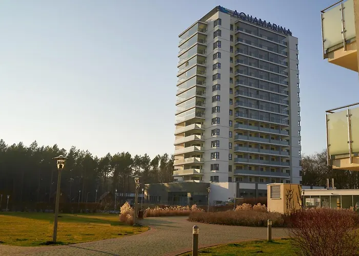 Ferienvermietung: Aquamarina Onyx Marina Invest