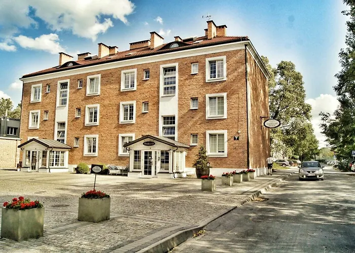 American House Hennela