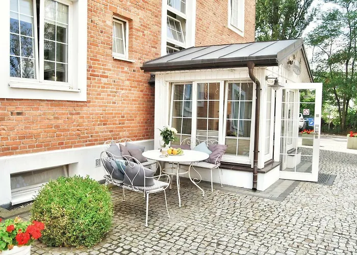 American House Hennela