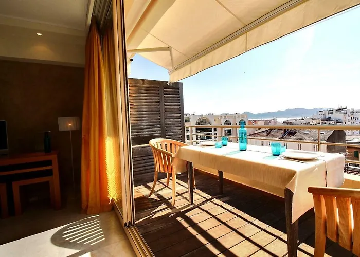 Ferienvermietung: Le Grand Hotel