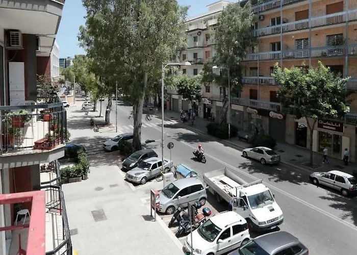 Hotel mit Aussicht: Interno1 Bari Policlinico