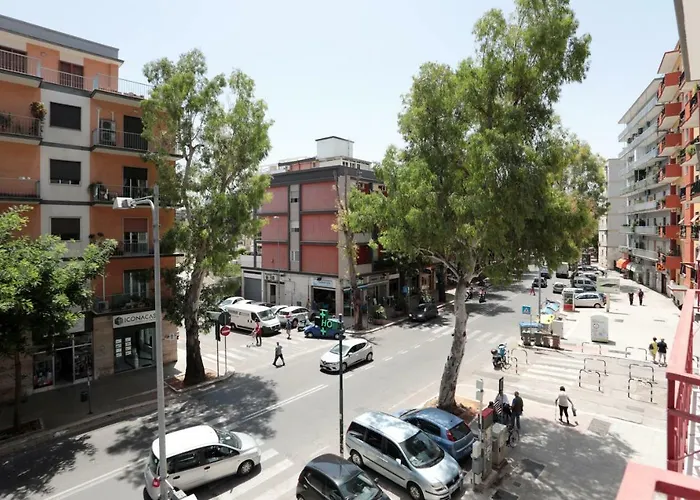 Hotel mit Aussicht: Interno1 Bari Policlinico