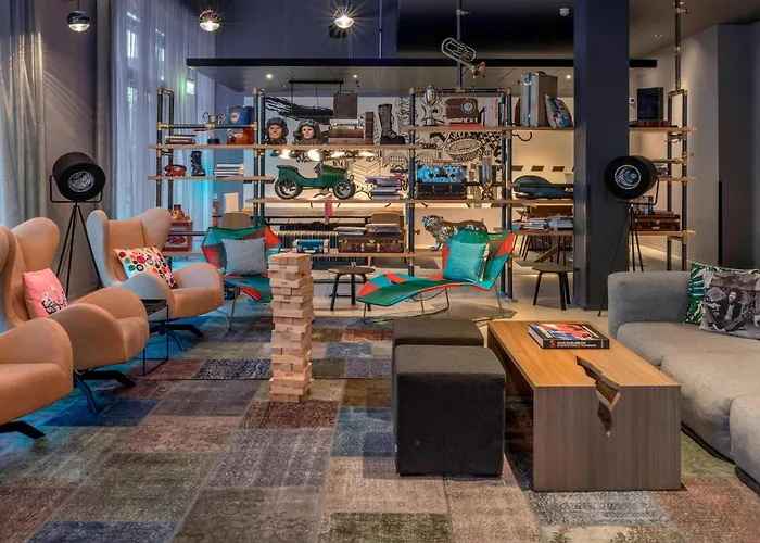 Moxy Stratford
