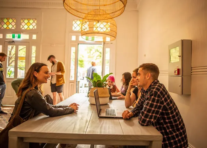 Hotel nahe College: The Mansion Melbourne