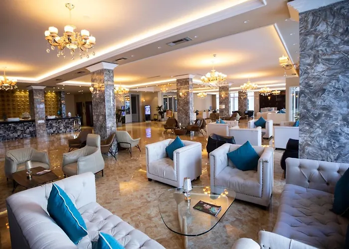 Grand Blue Fafa & Spa